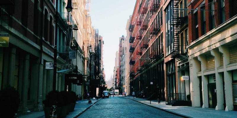 خصم 30% على المكياج والتجميل