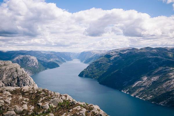 ركن شوكولاتة ونافورة